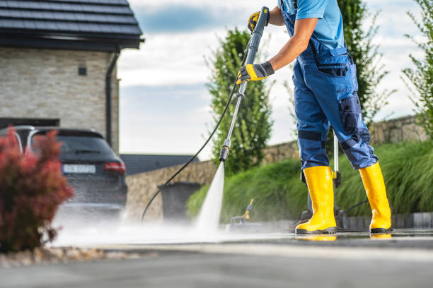 Best Parking Lot and Garage Cleaning  in Carson City, MI